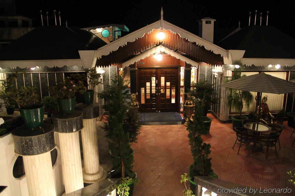 R.J.Resorts Darjeeling  Esterno foto