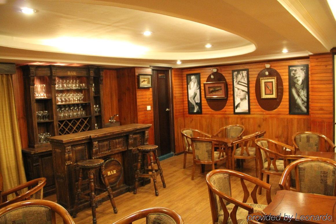 R.J.Resorts Darjeeling  Ristorante foto