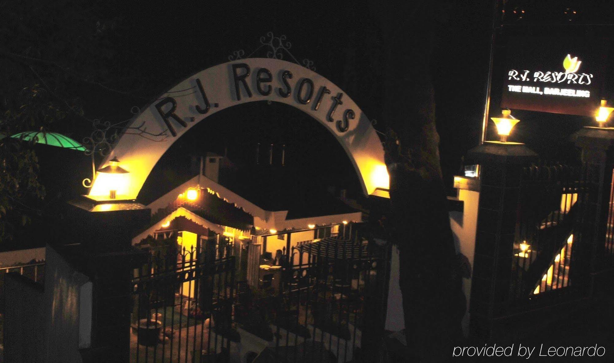 R.J.Resorts Darjeeling  Esterno foto